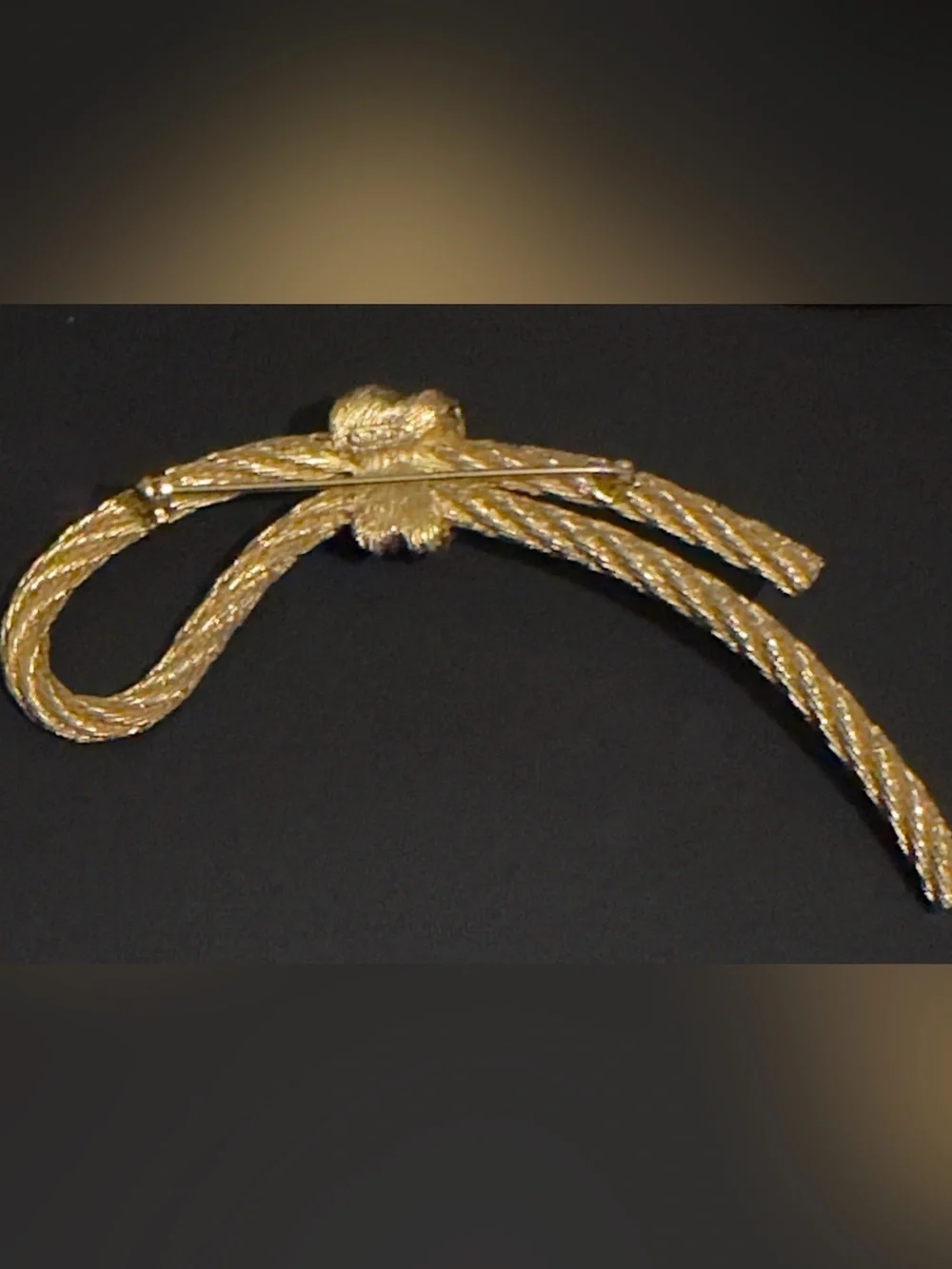Vintage Christian Dior twisted rope gold-tone brooch. 3 3/4